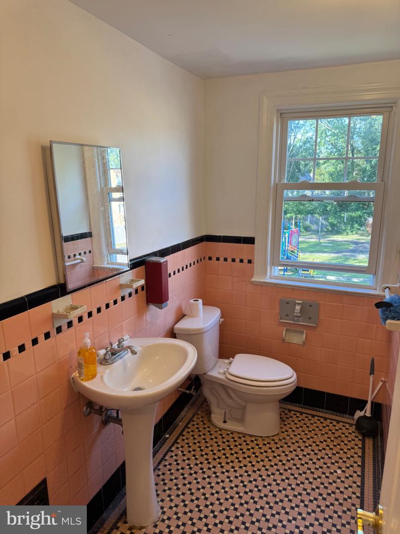285 White Horse Pike S Property Photo 23