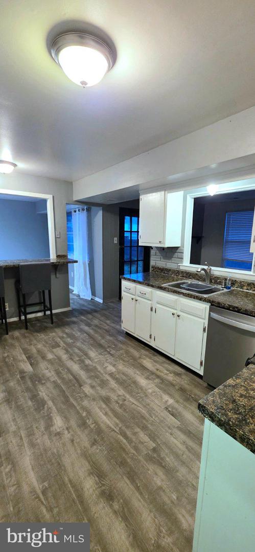 402 Winding Way Property Photo 8