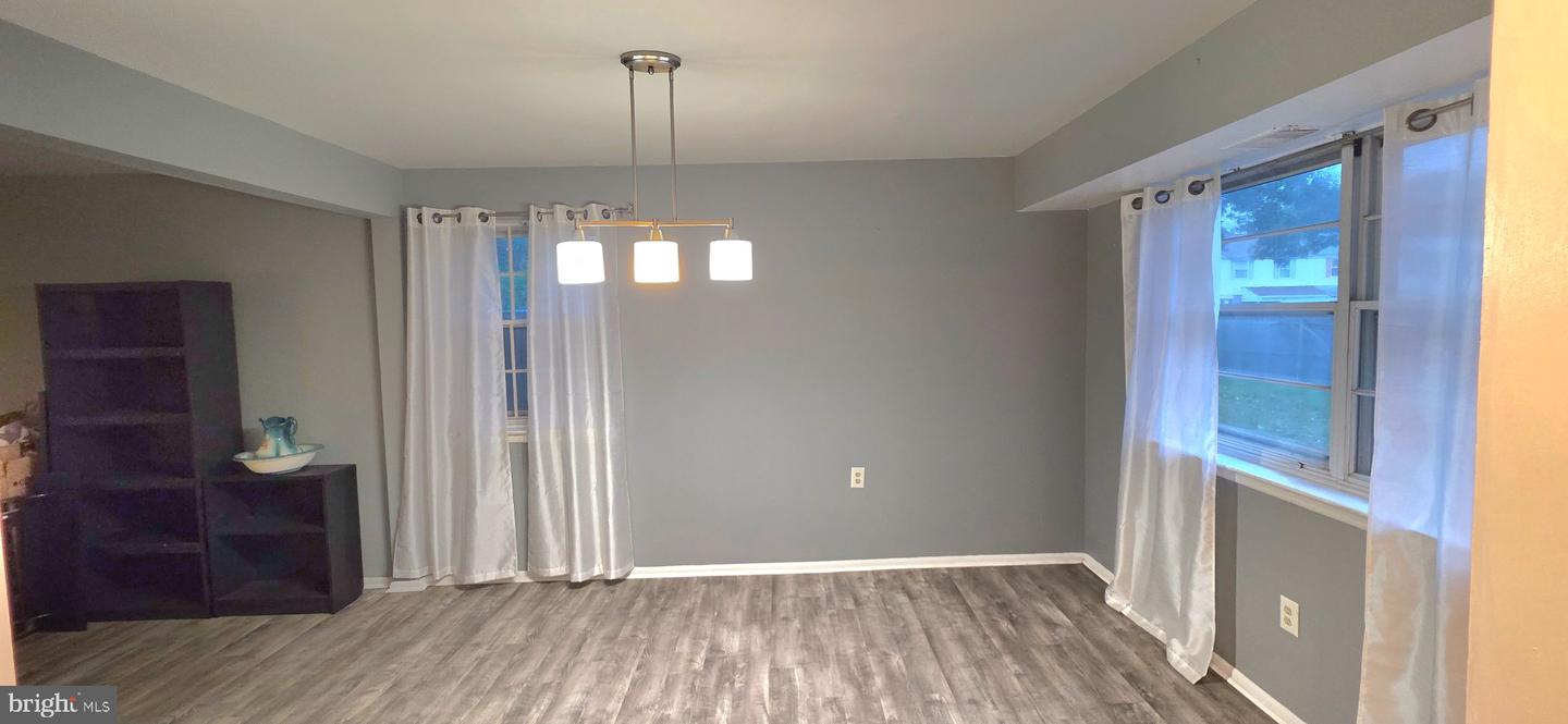 402 Winding Way Property Photo 15