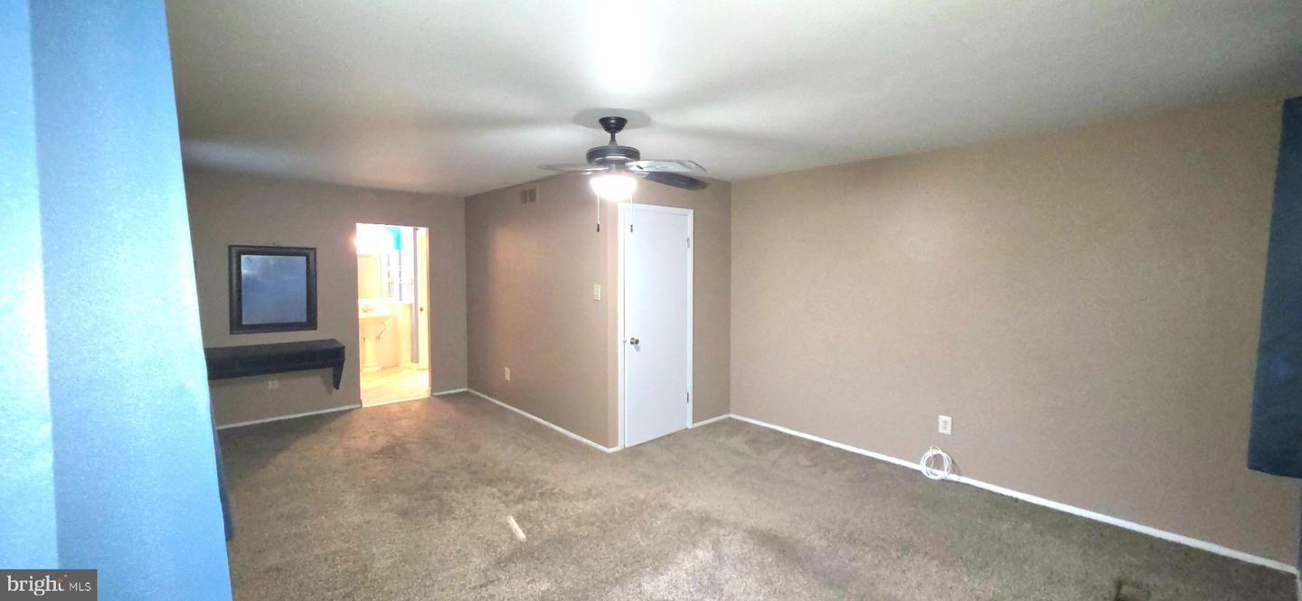 402 Winding Way Property Photo 22