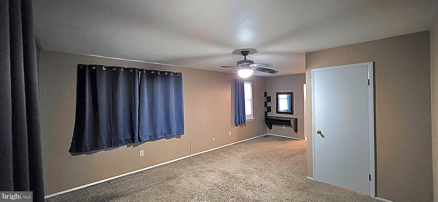 402 Winding Way Property Photo 26