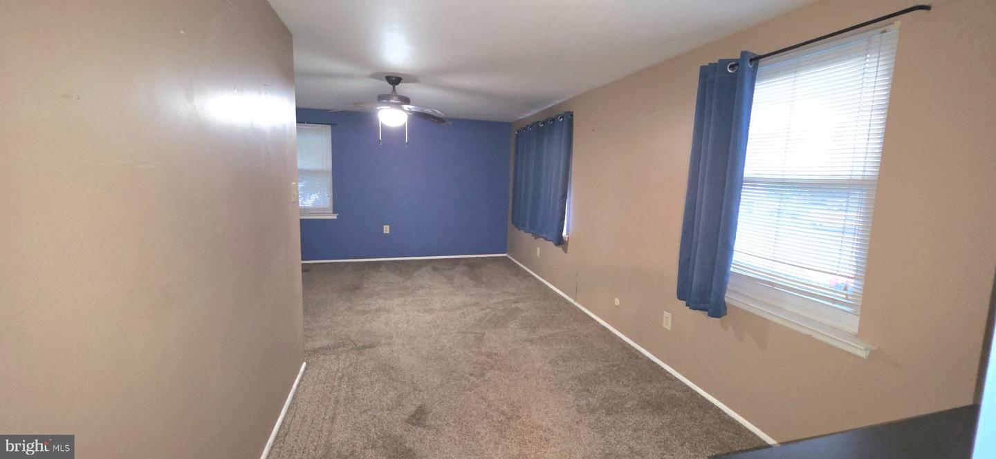 402 Winding Way Property Photo 30