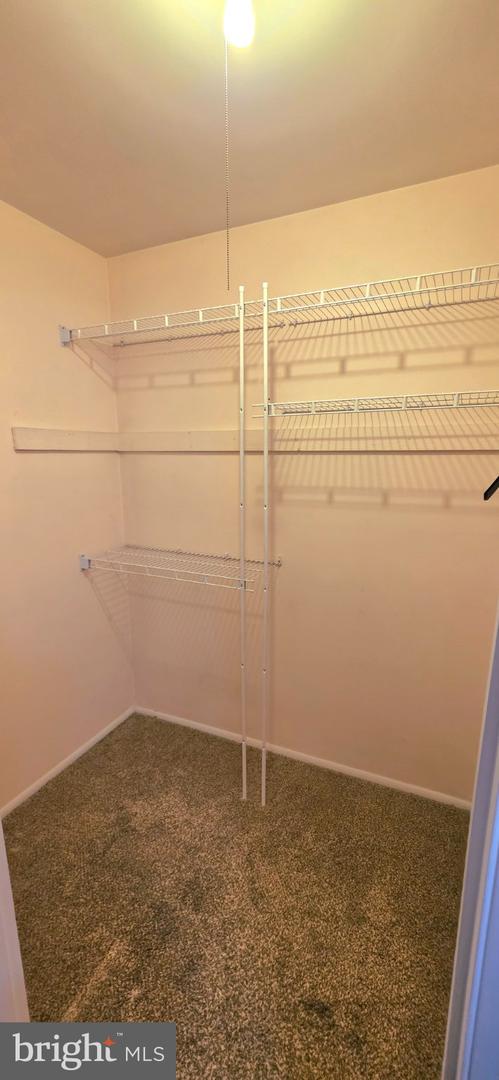 402 Winding Way Property Photo 33