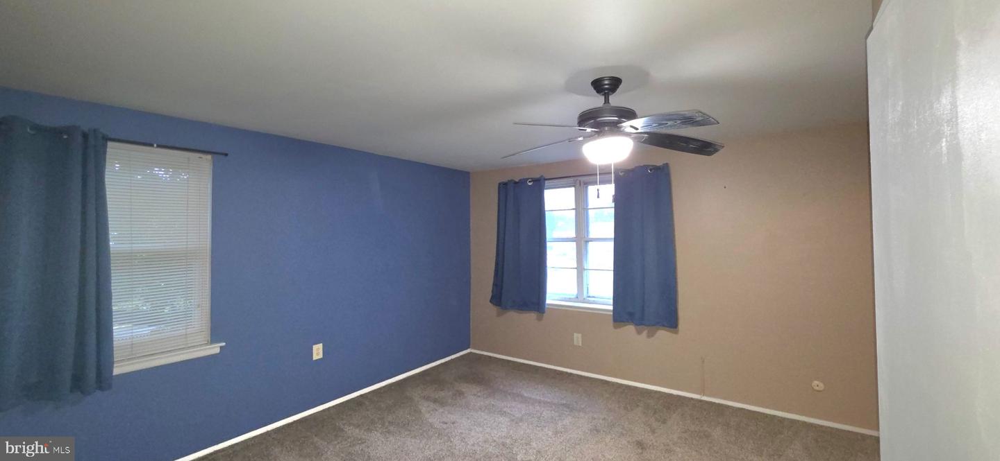 402 Winding Way Property Photo 34