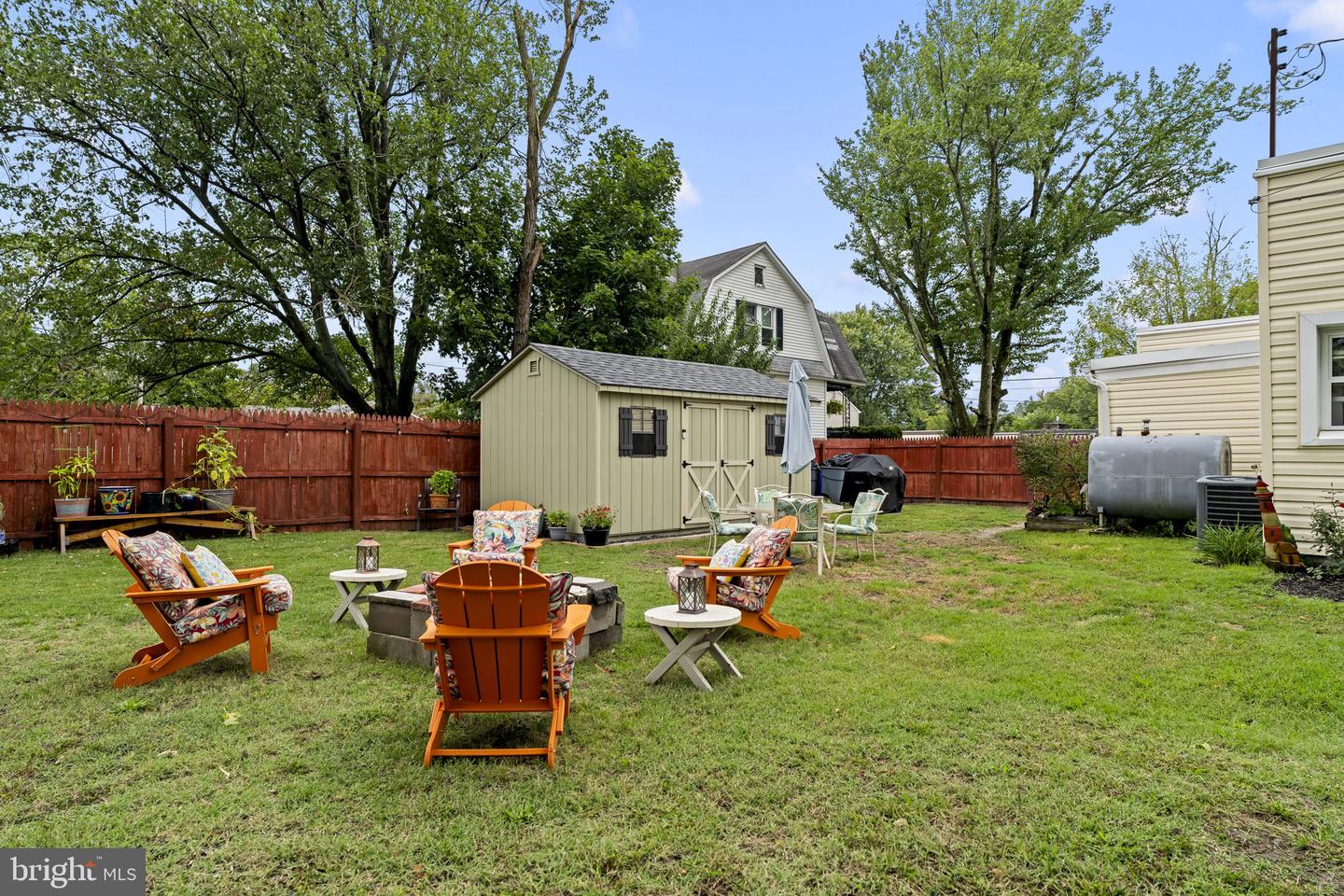 121 Ohio Ave Property Photo 34