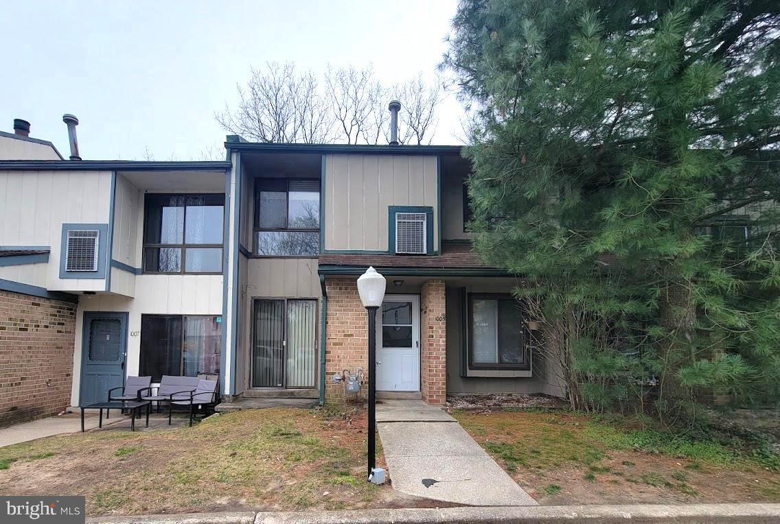 1005 TIMBER CREEK Property Photo 1