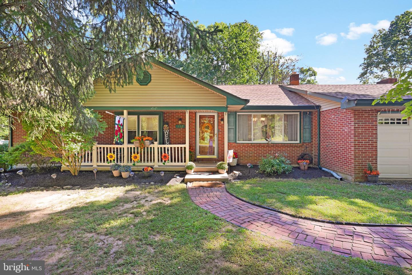 152 Cedarbrook Rd Property Photo 2