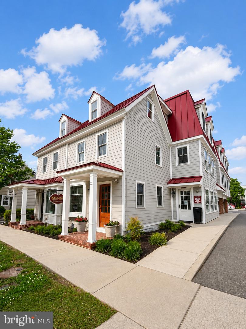 23 TANNER ST #A2 Property Photo 1