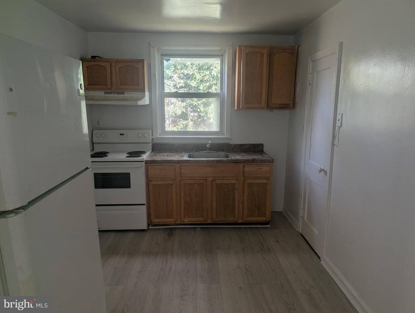 506 Pfeiffer St #2 Property Photo 2