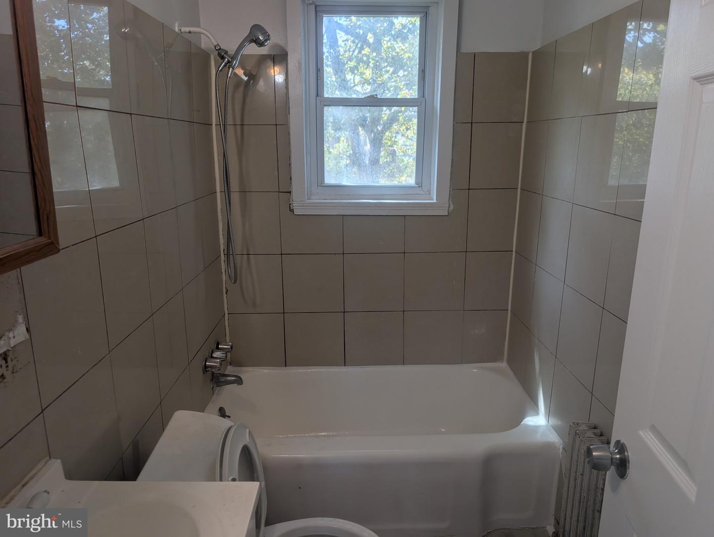 506 Pfeiffer St #2 Property Photo 5
