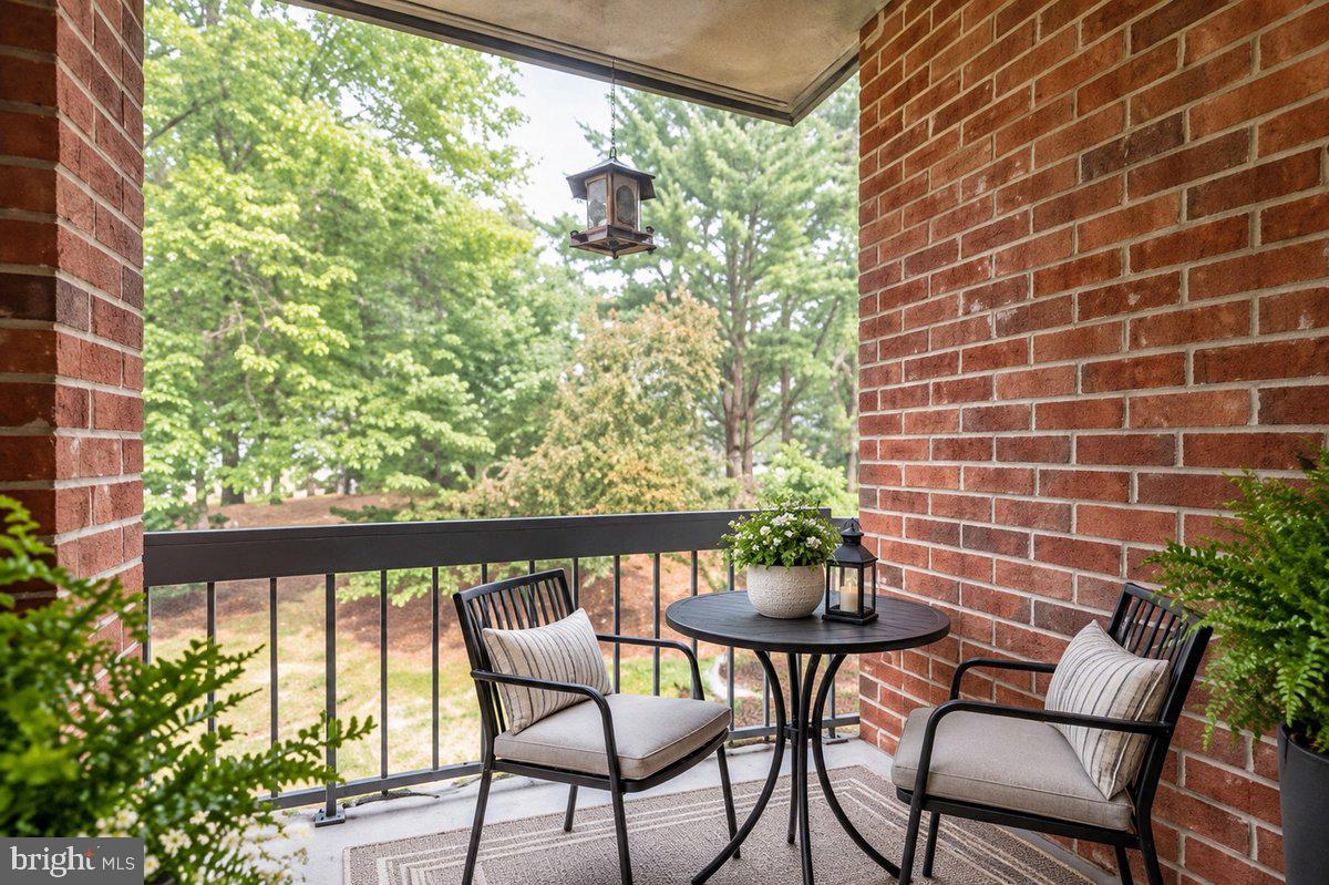 114 Van Buren Rd #6 Property Photo 14