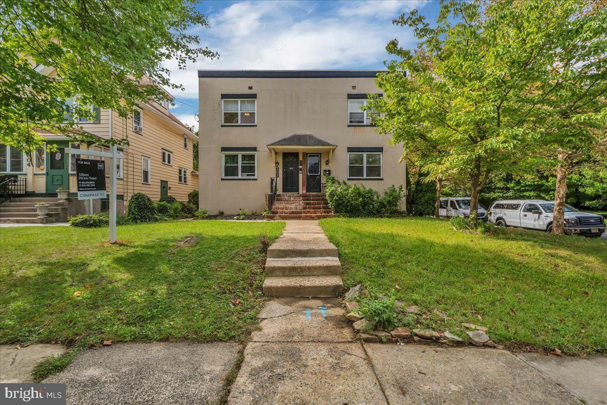 302 Cattell Ave Property Photo 1