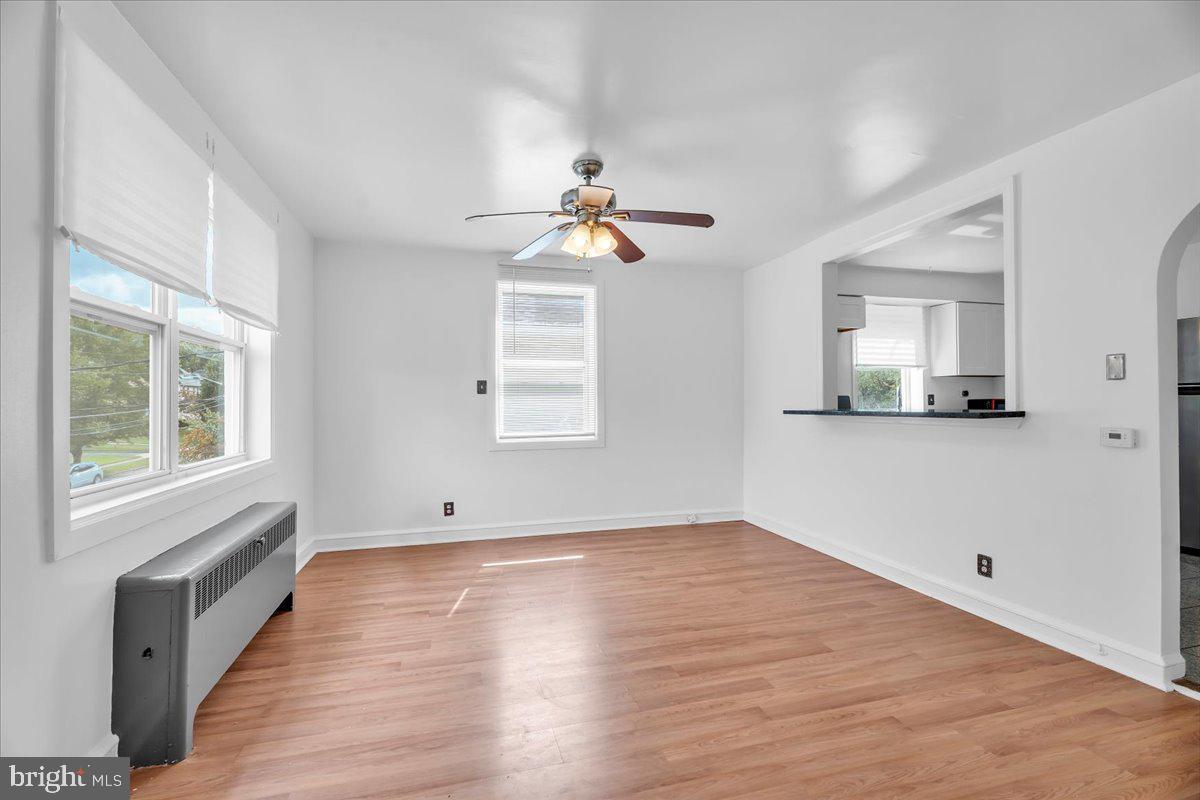 302 Cattell Ave Property Photo 6