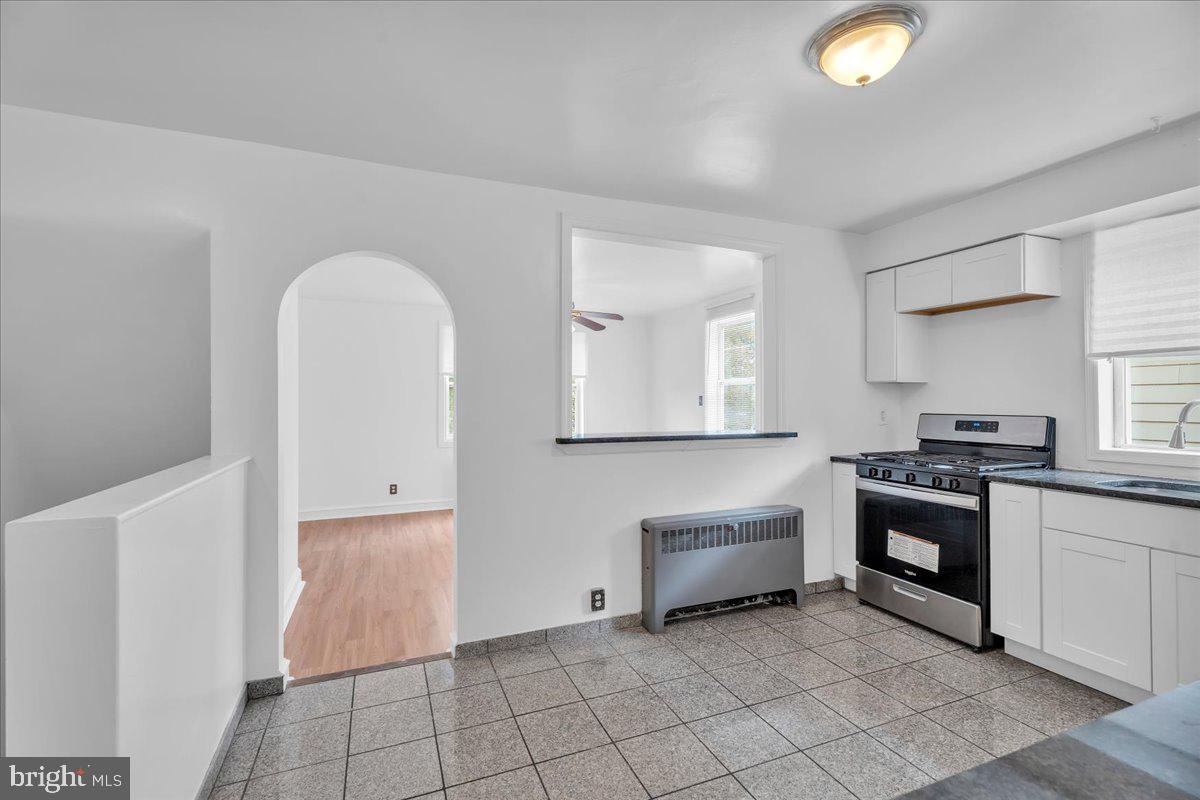 302 Cattell Ave Property Photo 13
