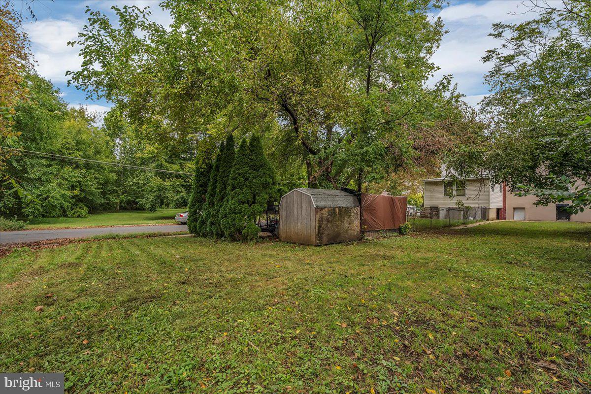 302 Cattell Ave Property Photo 20