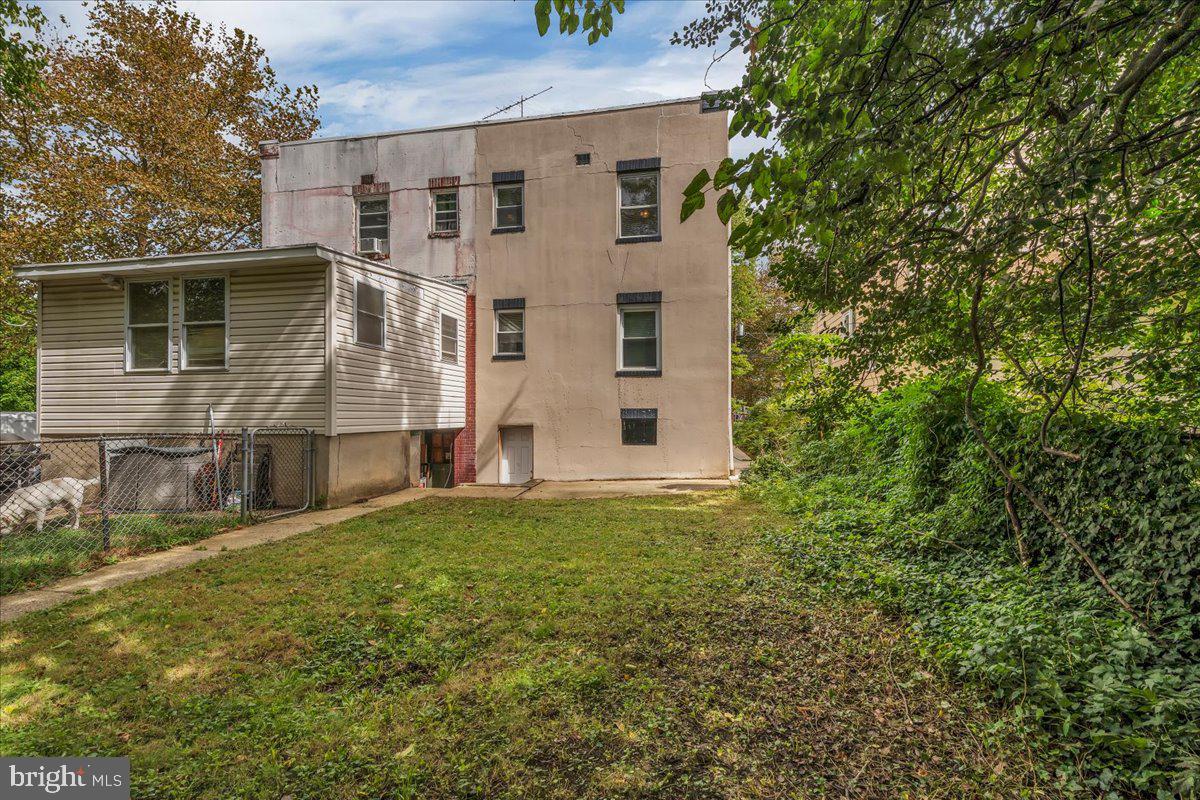 302 Cattell Ave Property Photo 24