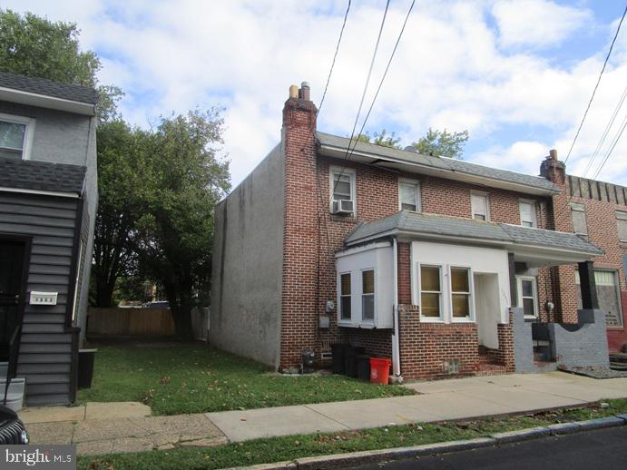 1357 DAYTON ST Property Photo 1