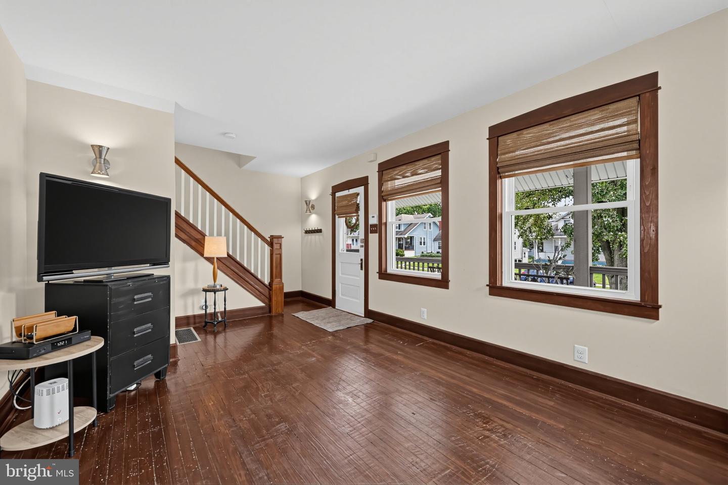 333 Washington Ter Property Photo 16