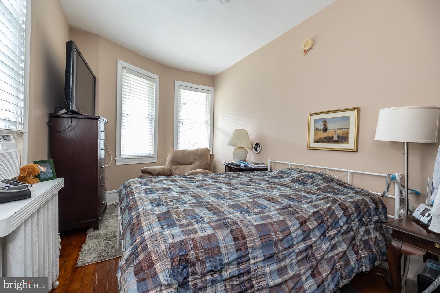 725 Eldridge Ave Property Photo 21