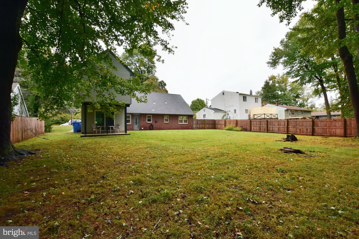 1927 Chapel Ave W Property Photo 22