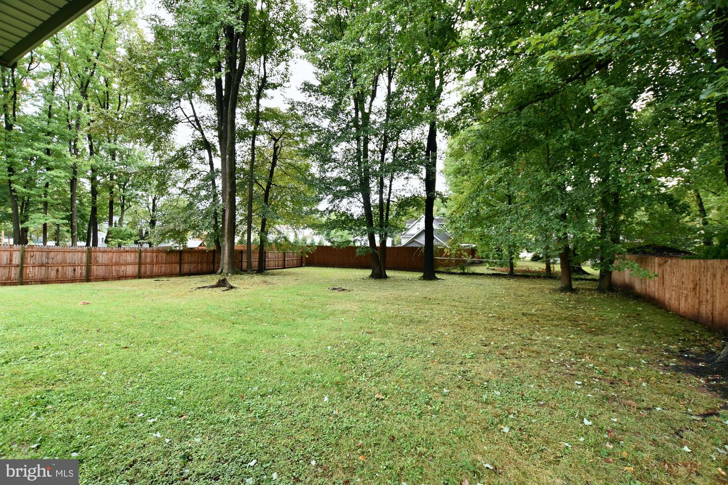 1927 Chapel Ave W Property Photo 31