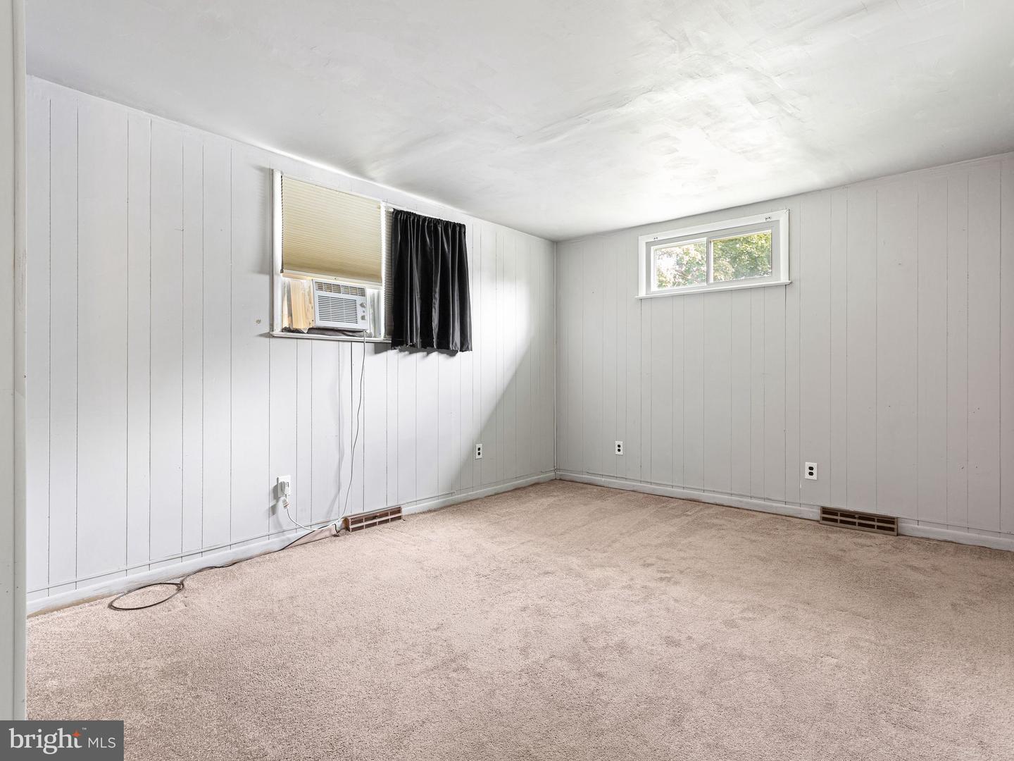 117 Station Ave Property Photo 12