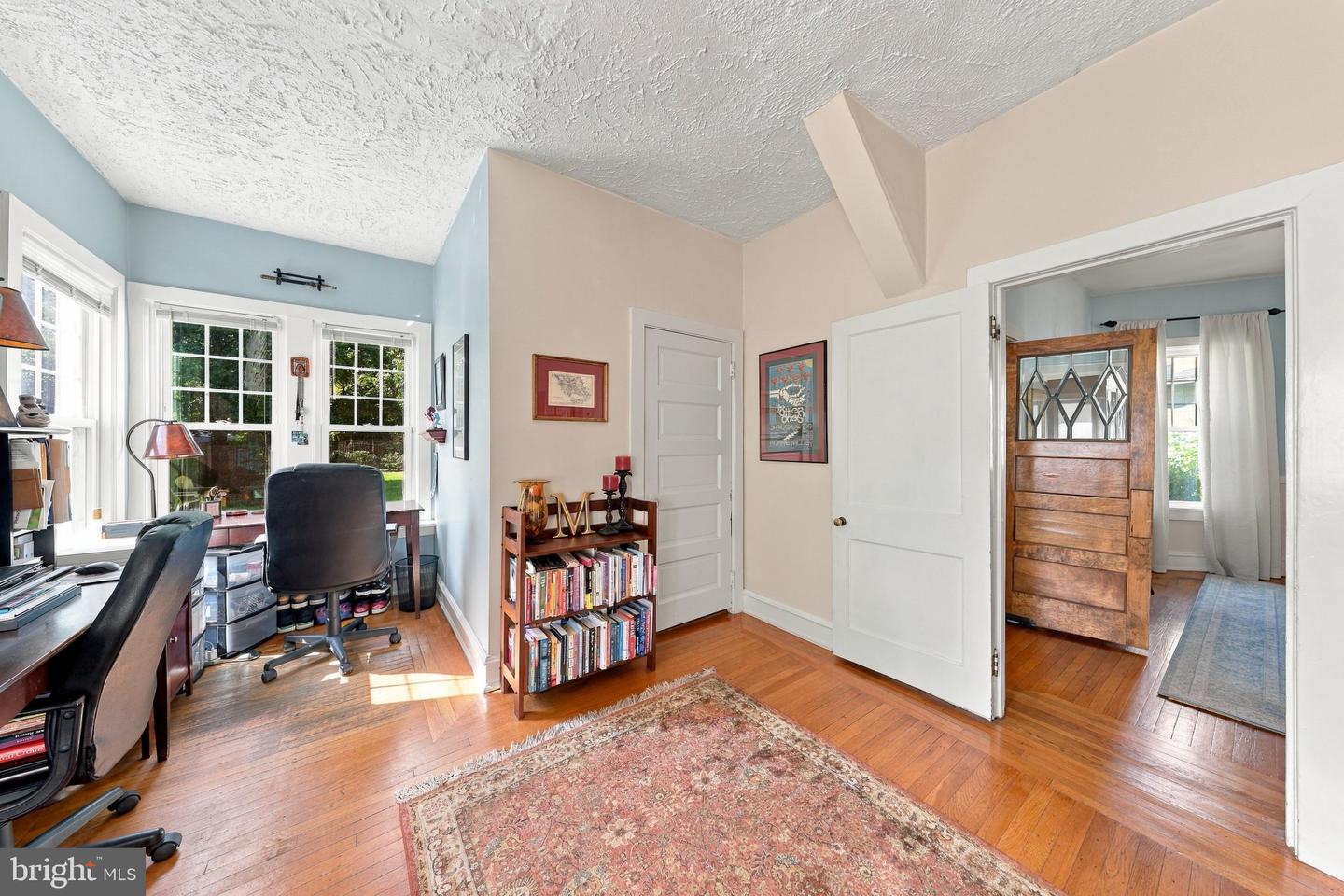 406 Linden Ave Property Photo 21