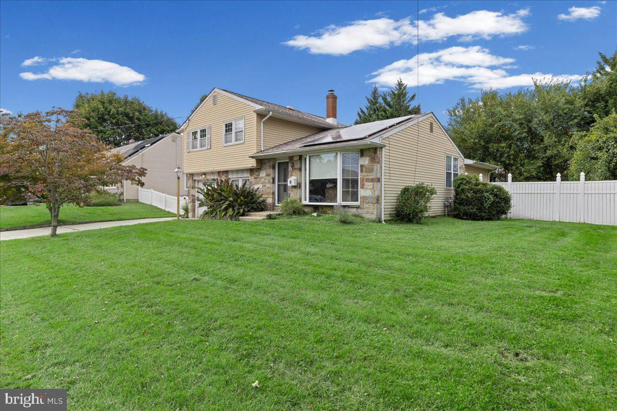106 N PELHAM RD Property Photo 1