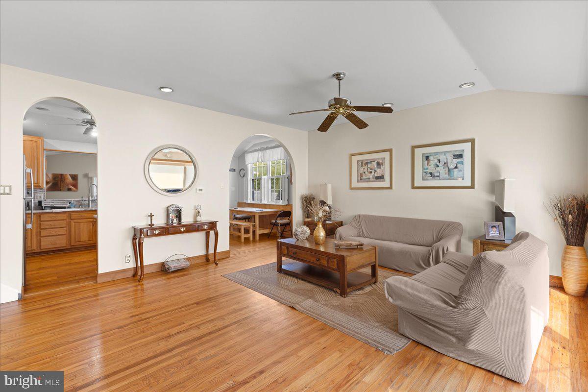 106 N Pelham Rd Property Photo 6
