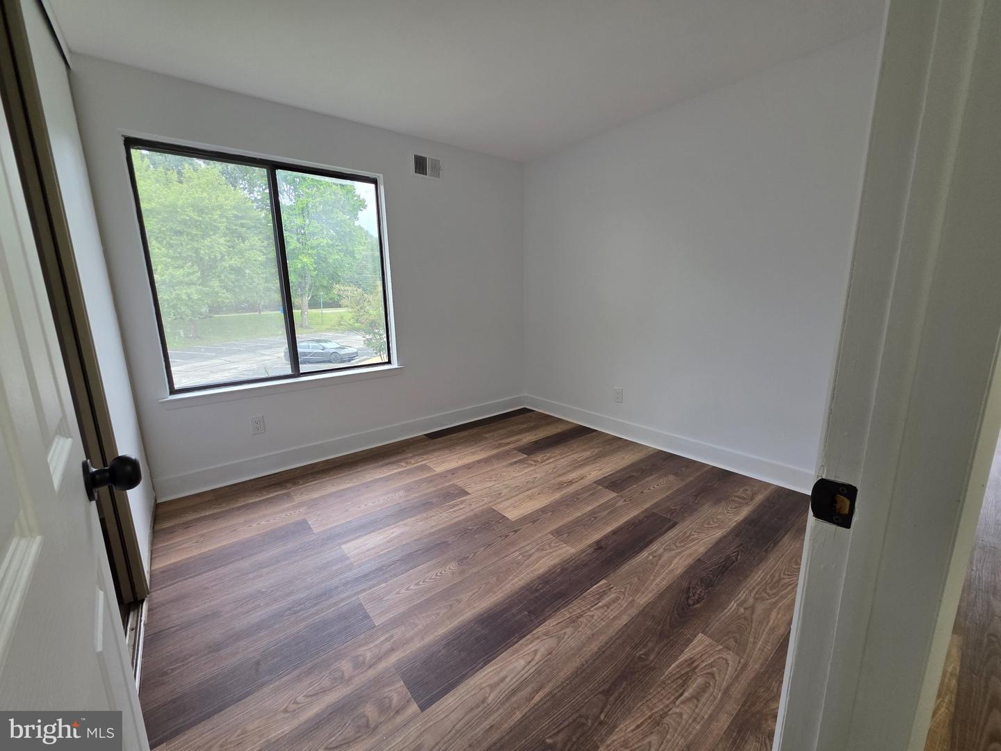 606 The Woods Property Photo 10