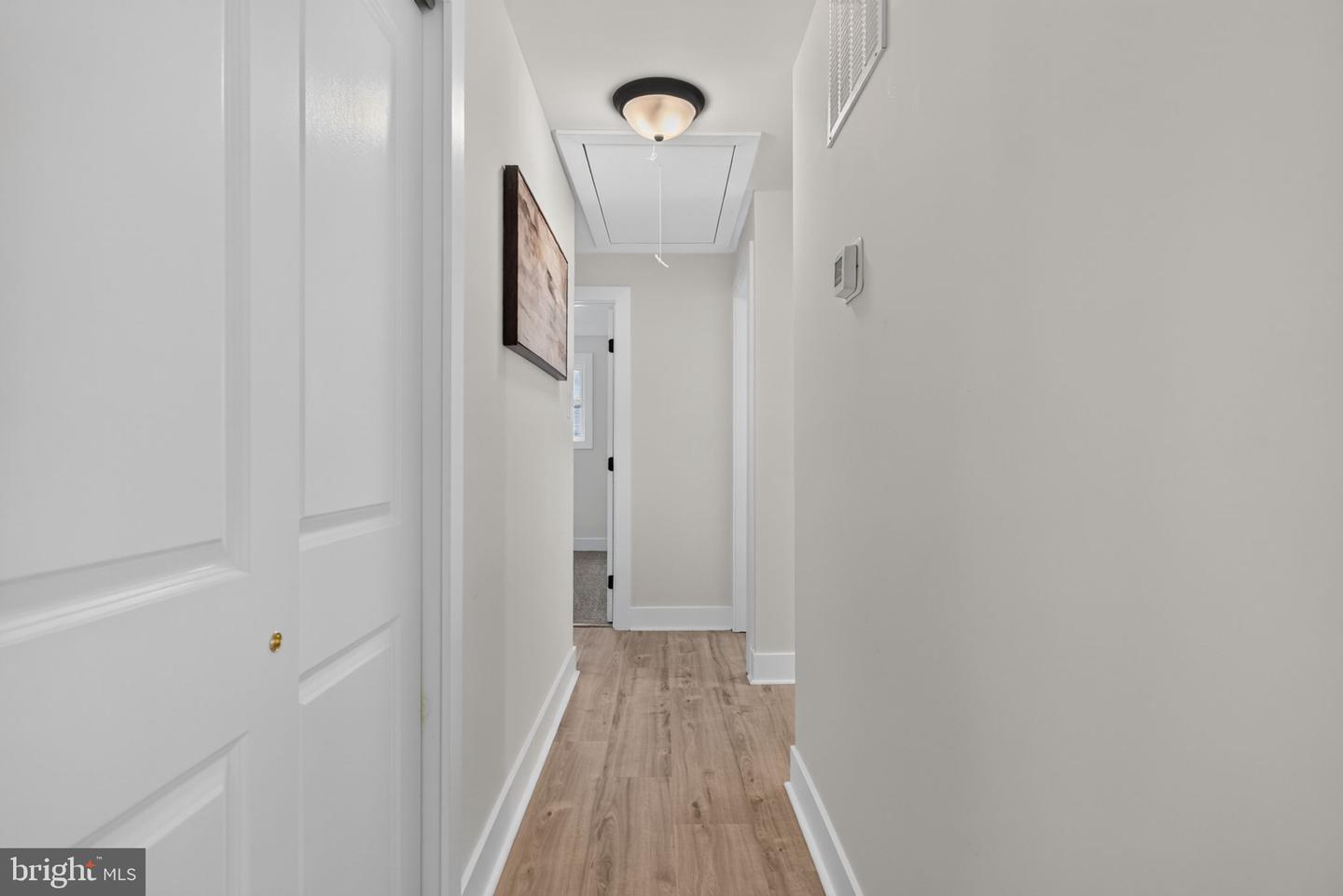 10 Cobblestone Rd Property Photo 13