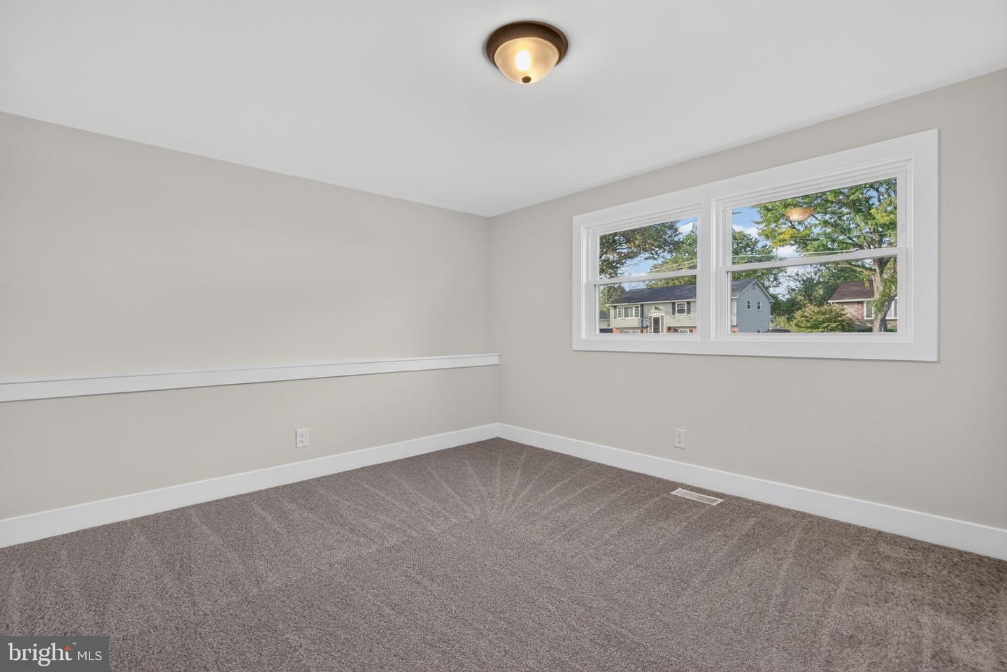 10 Cobblestone Rd Property Photo 24