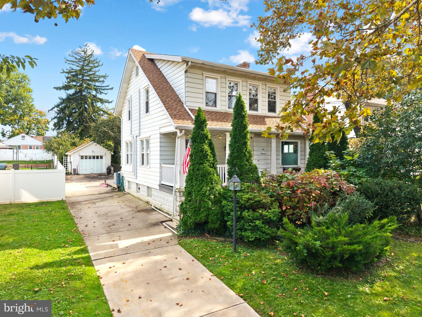 213 RICHEY AVE Property Photo 1