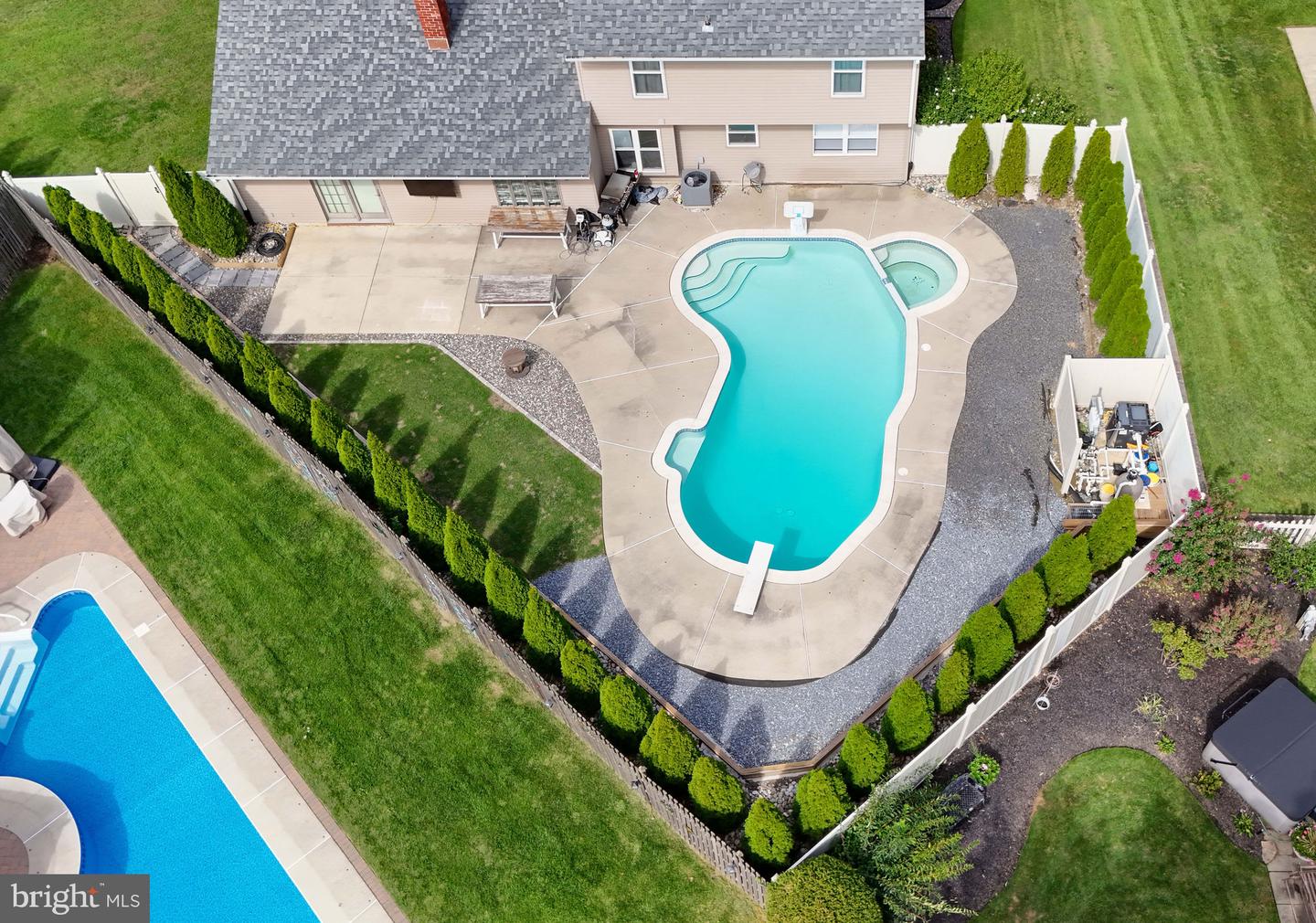 4 Olympic Dr Property Photo 3