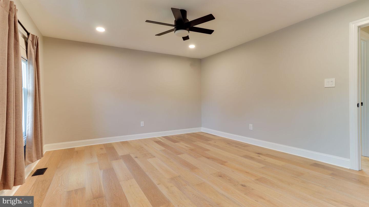 4 Olympic Dr Property Photo 24