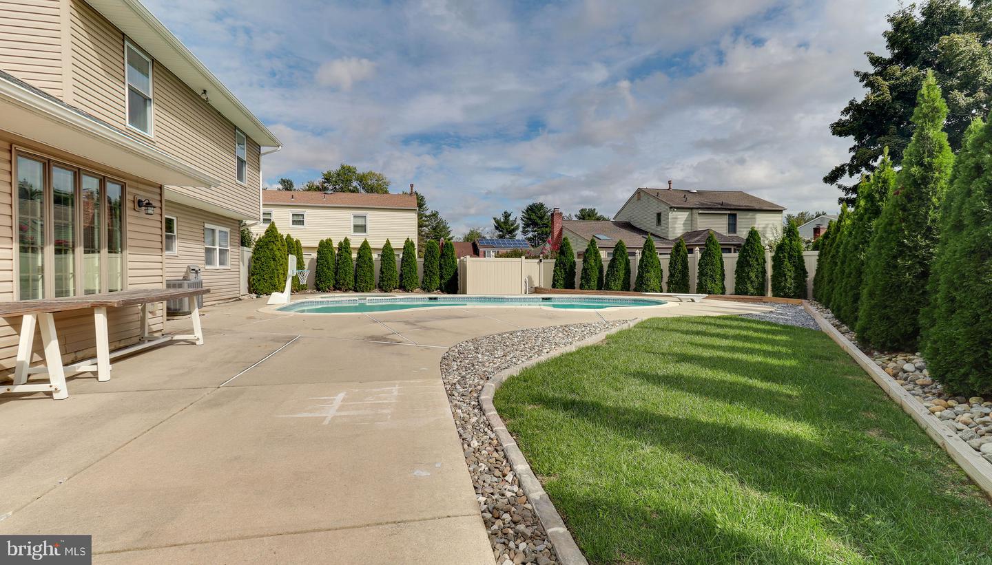 4 Olympic Dr Property Photo 36