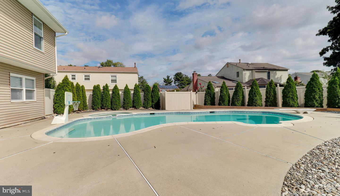 4 Olympic Dr Property Photo 37