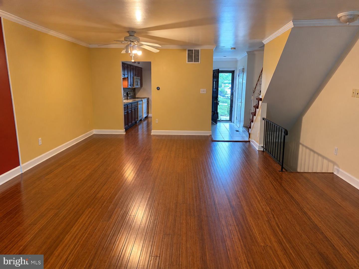 627 Jaeger Ct Property Photo 5