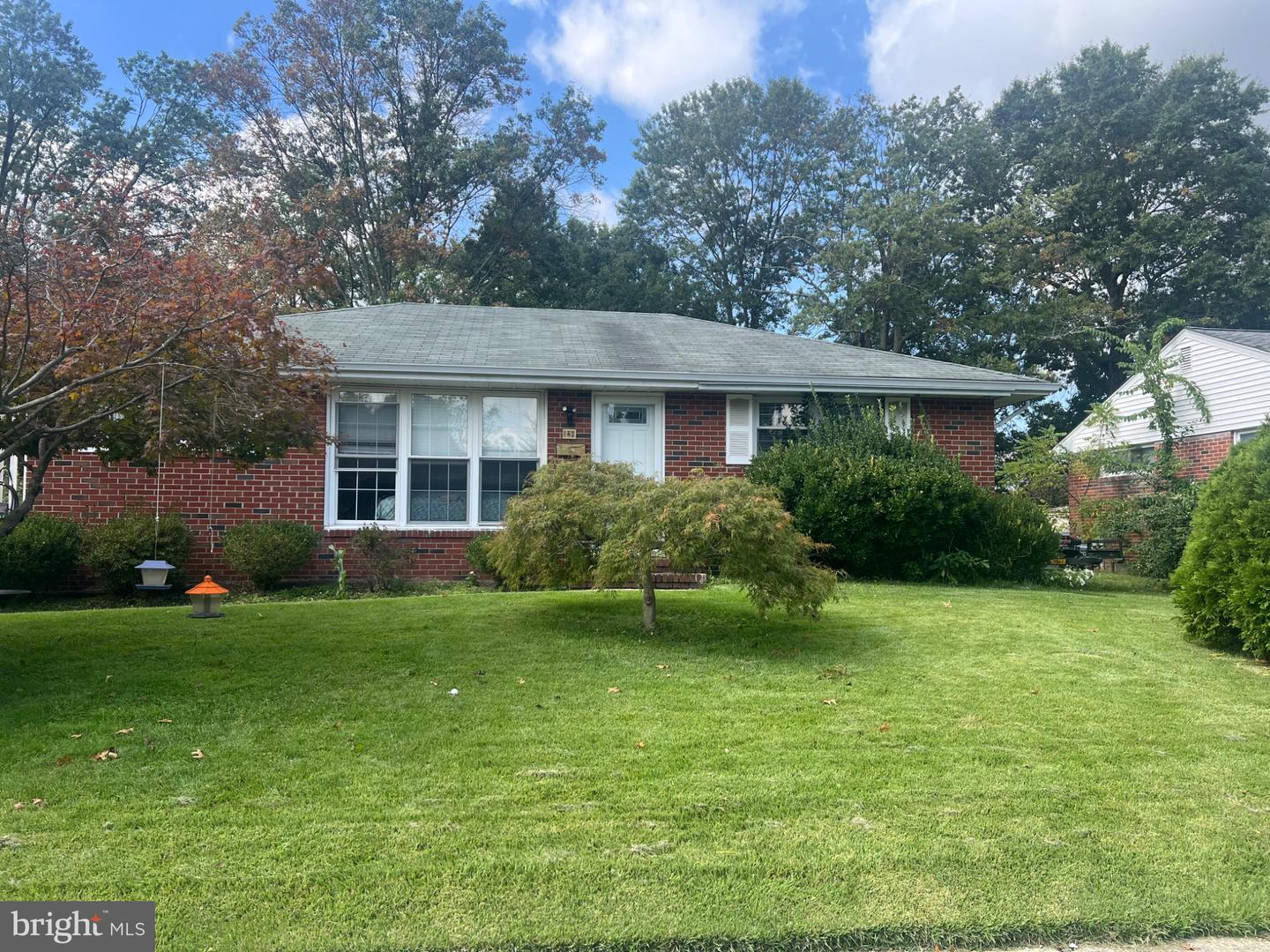 120 RIDGEWOOD AVE Property Photo 1