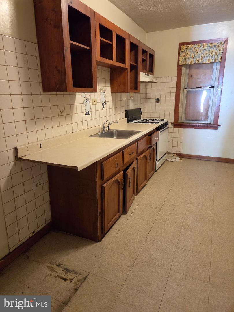 532 Grant St Property Photo 8