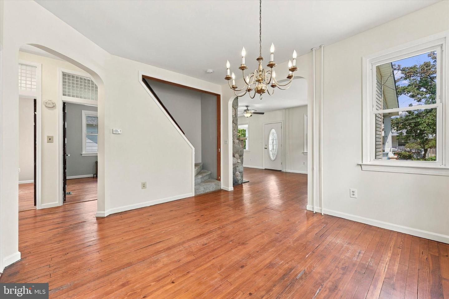 834 Belmont Ave Property Photo 7