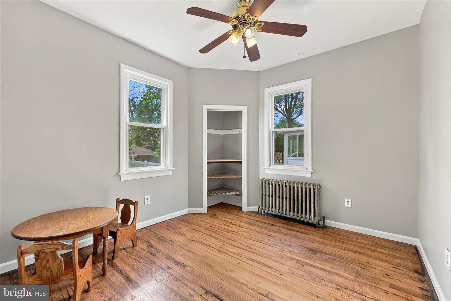 834 Belmont Ave Property Photo 10