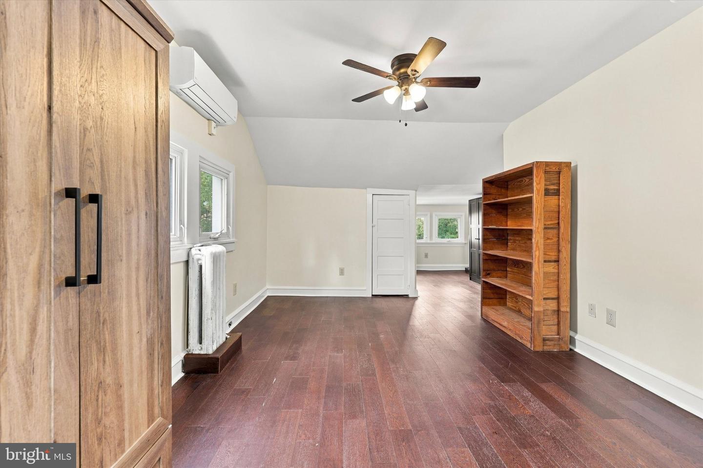 834 Belmont Ave Property Photo 16