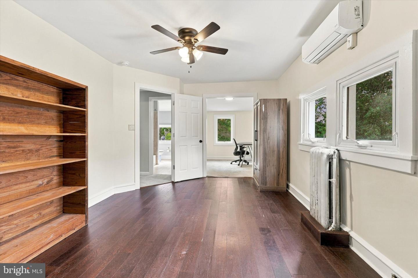 834 Belmont Ave Property Photo 17
