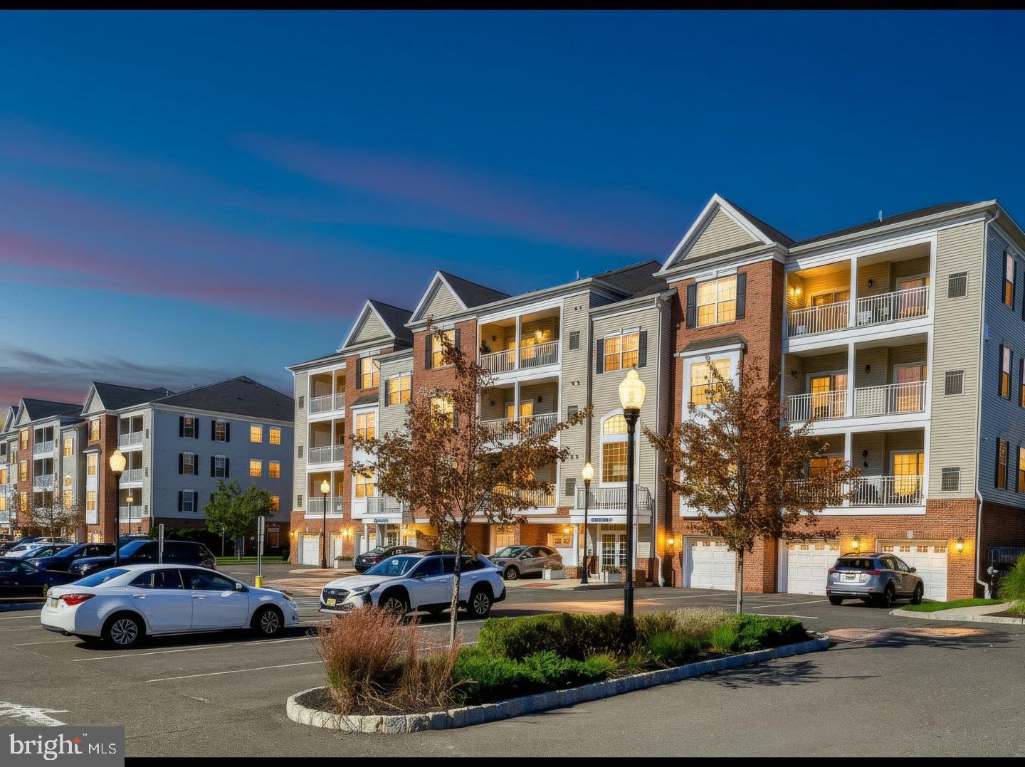 4743 CHAMPIONS RUN Property Photo 1