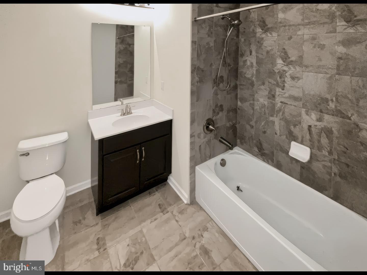 4743 Champions Run Property Photo 15