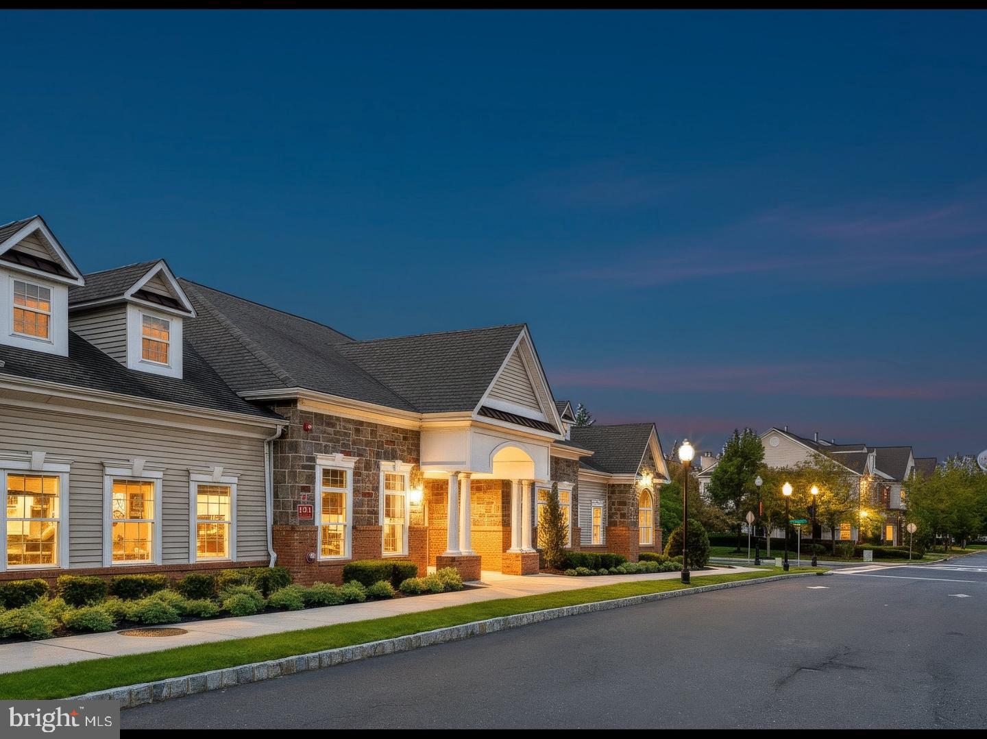 4743 Champions Run Property Photo 23