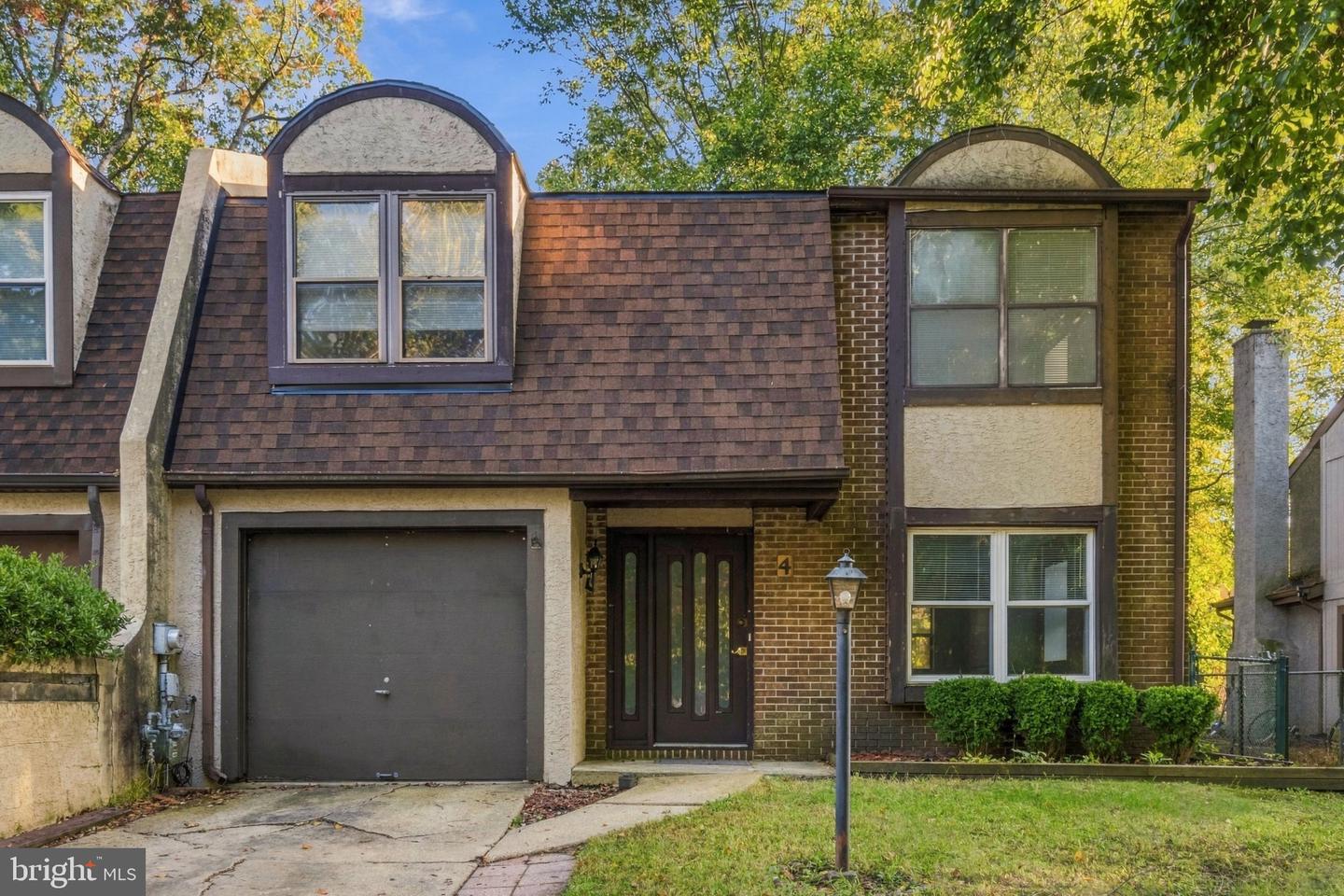 4 Goshawk Ct Property Photo 2