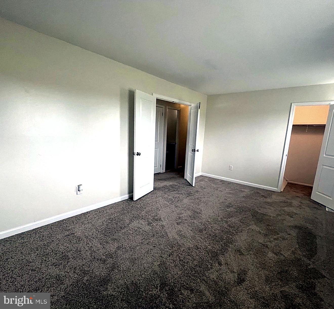 12 Linden Ct Property Photo 8
