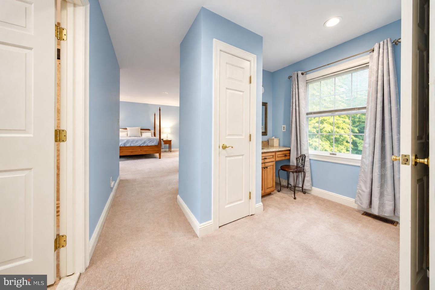 8 Yorkshire Dr Property Photo 26